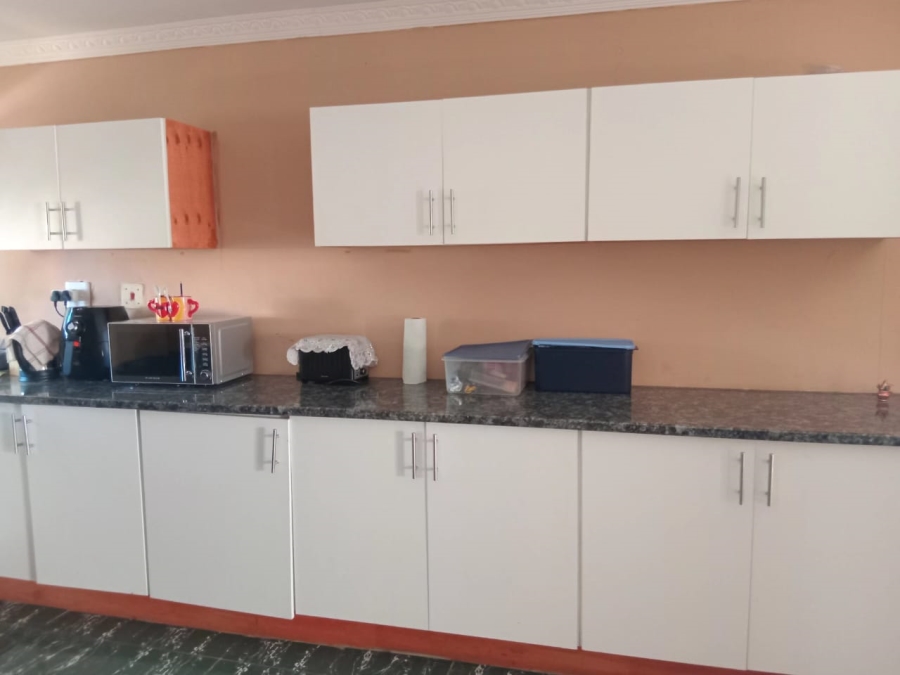 3 Bedroom Property for Sale in Brackenham KwaZulu-Natal