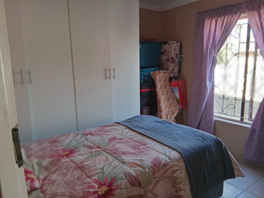 3 Bedroom Property for Sale in Brackenham KwaZulu-Natal