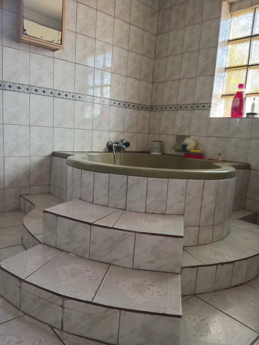3 Bedroom Property for Sale in Brackenham KwaZulu-Natal