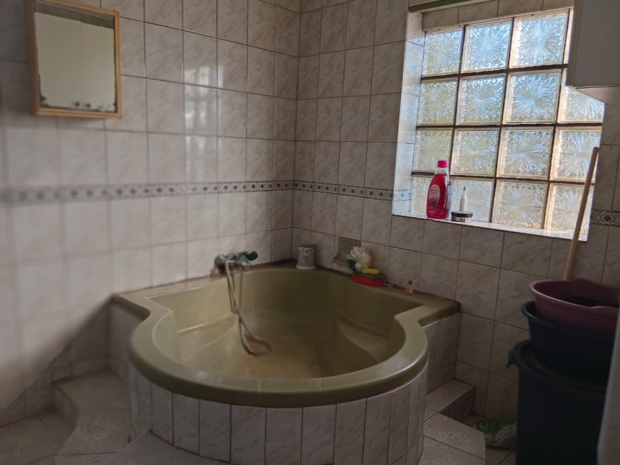 3 Bedroom Property for Sale in Brackenham KwaZulu-Natal