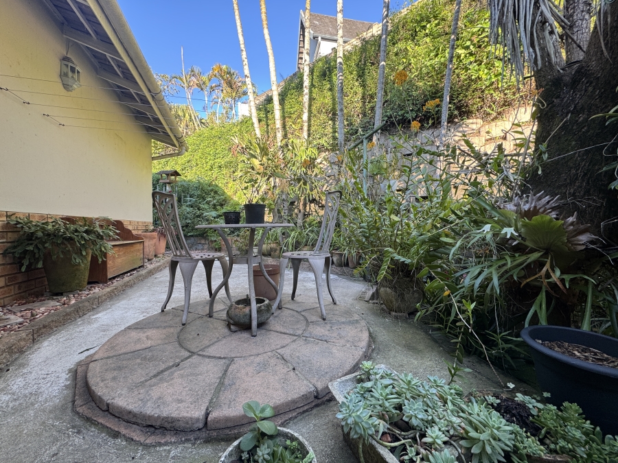 2 Bedroom Property for Sale in Kloof KwaZulu-Natal