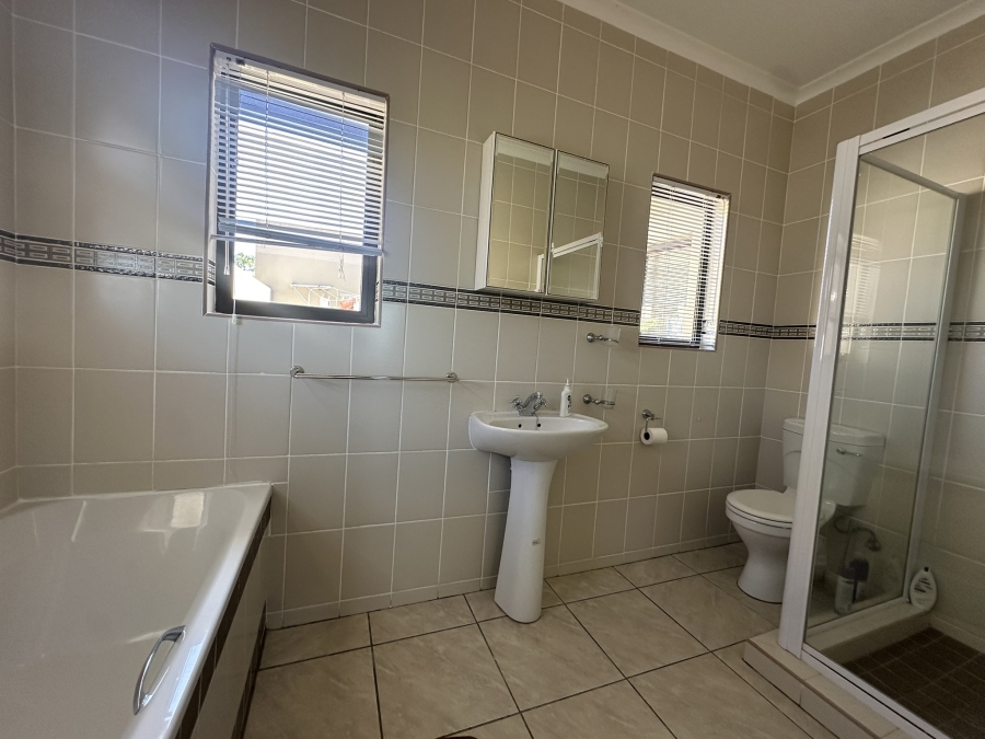 3 Bedroom Property for Sale in Pennington KwaZulu-Natal
