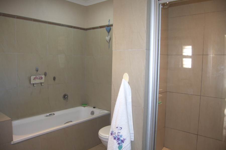 3 Bedroom Property for Sale in Freeland Park KwaZulu-Natal