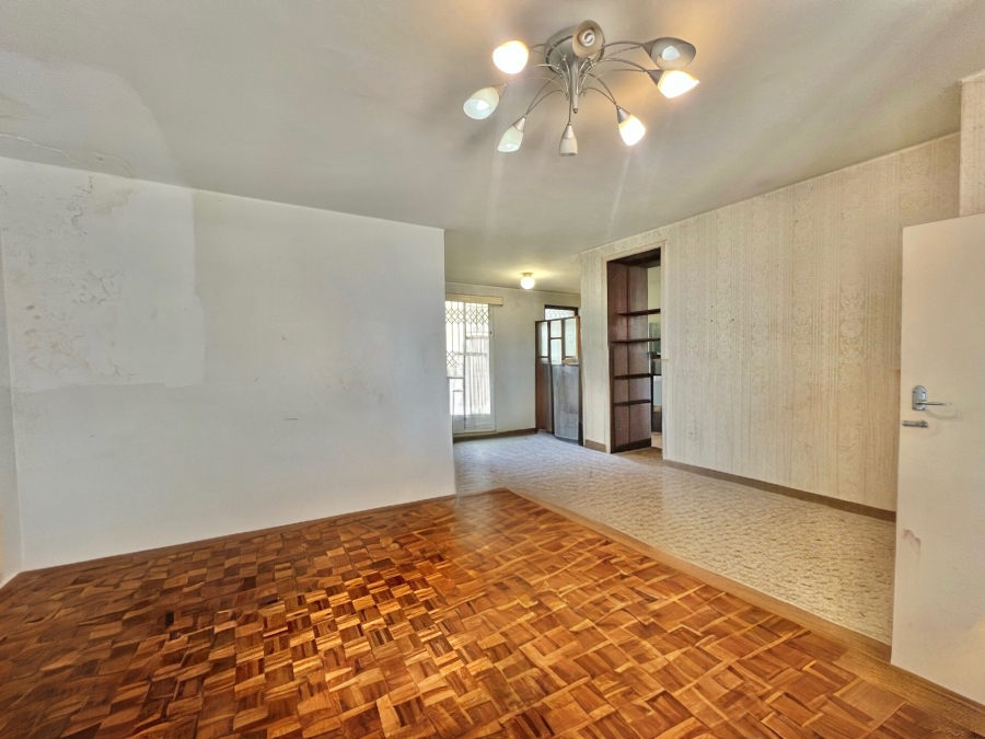 2 Bedroom Property for Sale in Durban Central KwaZulu-Natal
