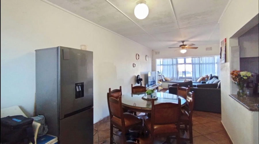 2 Bedroom Property for Sale in Amanzimtoti KwaZulu-Natal