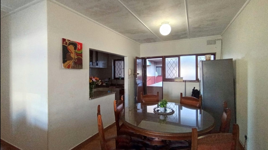 2 Bedroom Property for Sale in Amanzimtoti KwaZulu-Natal