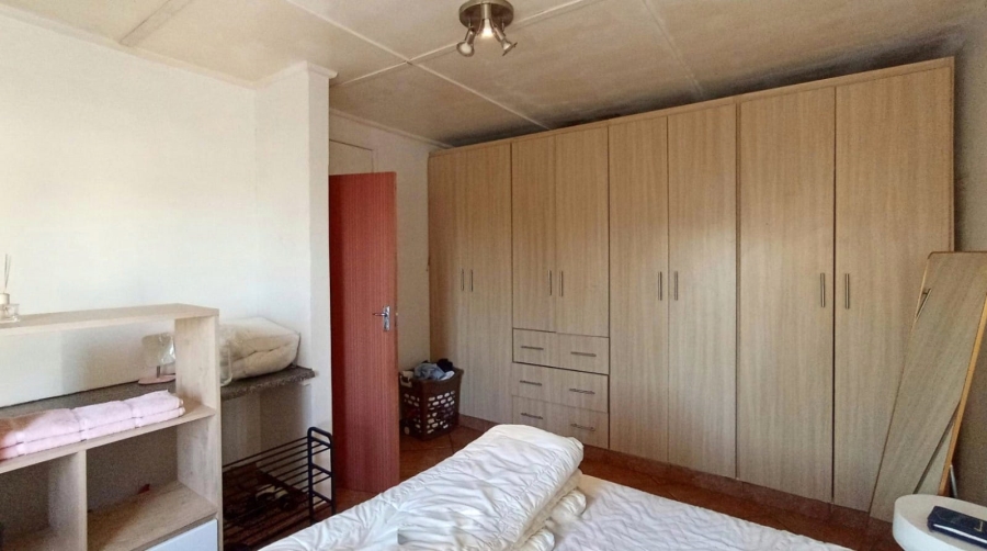 2 Bedroom Property for Sale in Amanzimtoti KwaZulu-Natal