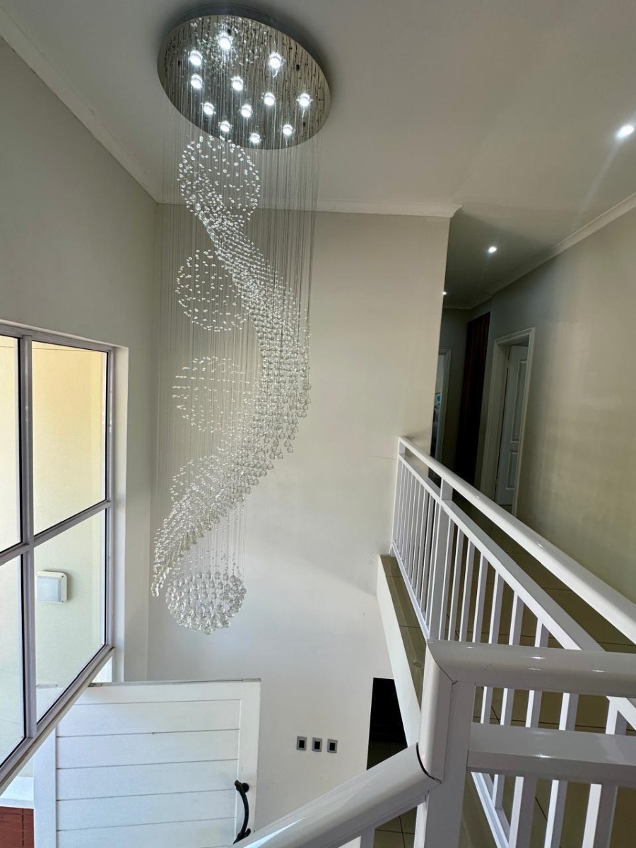 5 Bedroom Property for Sale in Mount Edgecombe KwaZulu-Natal