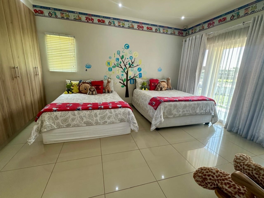 5 Bedroom Property for Sale in Mount Edgecombe KwaZulu-Natal