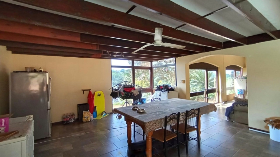 4 Bedroom Property for Sale in Amanzimtoti KwaZulu-Natal