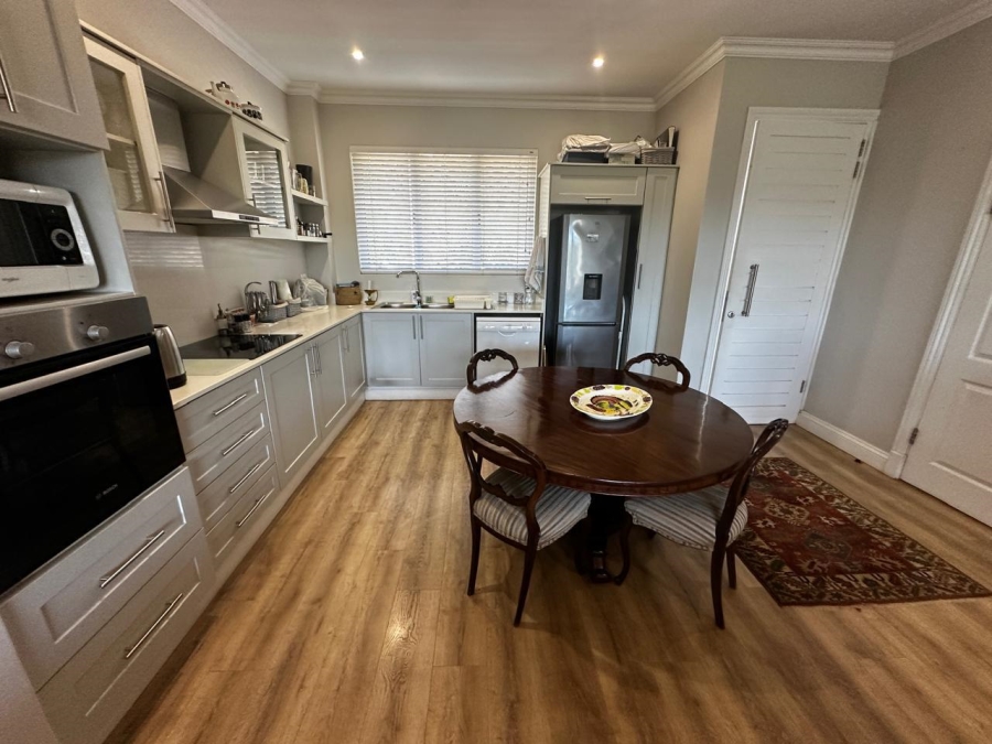 2 Bedroom Property for Sale in Mount Edgecombe KwaZulu-Natal