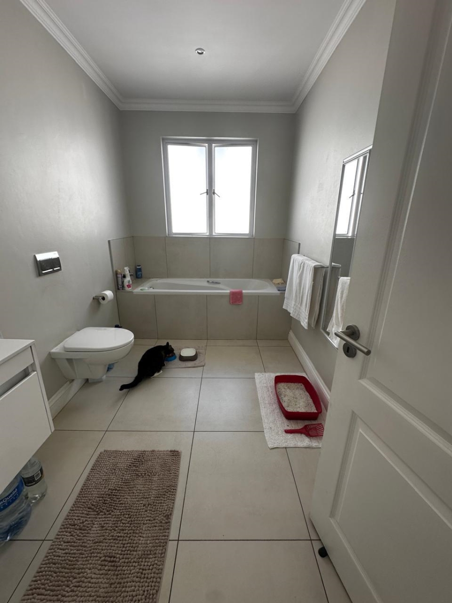 2 Bedroom Property for Sale in Mount Edgecombe KwaZulu-Natal