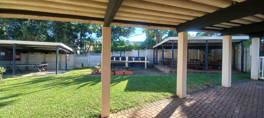 To Let 1 Bedroom Property for Rent in Manaba Beach KwaZulu-Natal