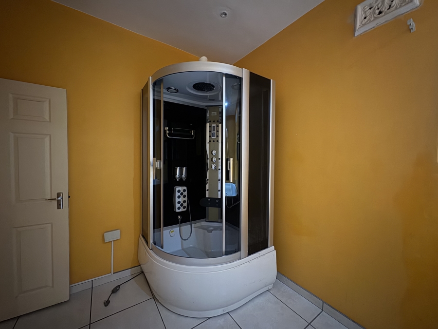 To Let 4 Bedroom Property for Rent in Sunningdale KwaZulu-Natal
