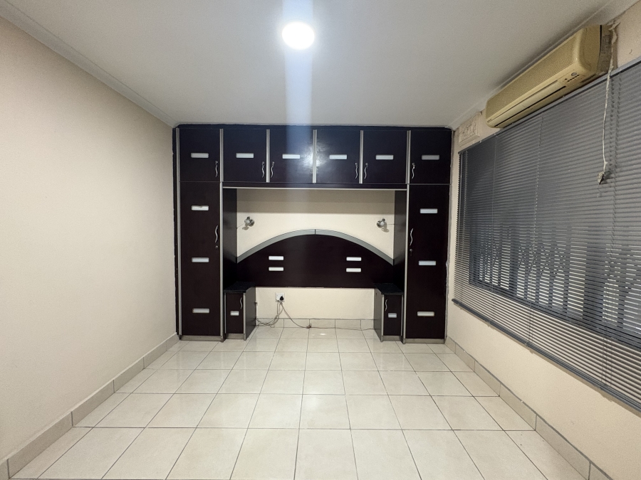To Let 4 Bedroom Property for Rent in Sunningdale KwaZulu-Natal