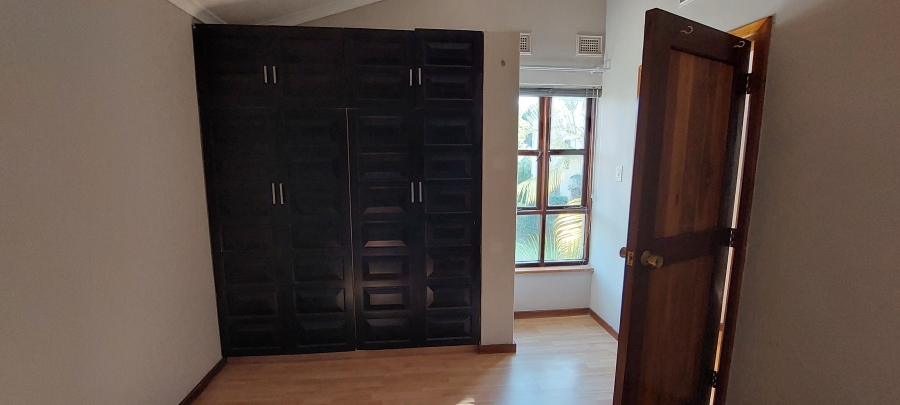 To Let 3 Bedroom Property for Rent in Uvongo KwaZulu-Natal