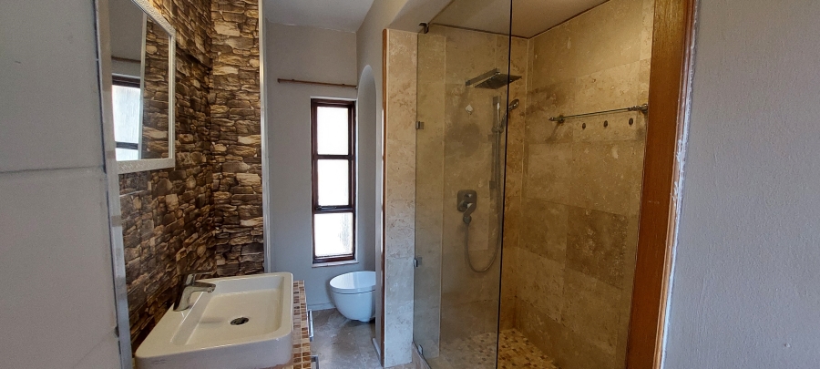 To Let 3 Bedroom Property for Rent in Uvongo KwaZulu-Natal