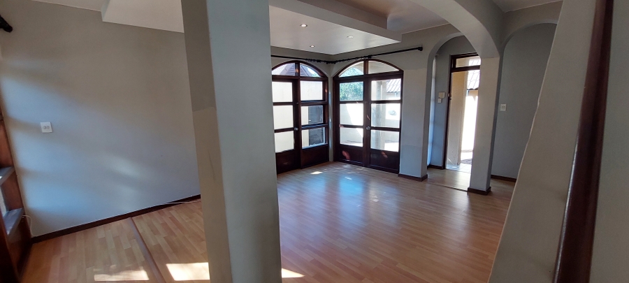To Let 3 Bedroom Property for Rent in Uvongo KwaZulu-Natal