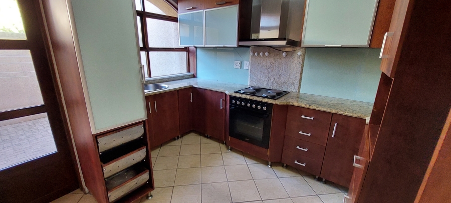 To Let 3 Bedroom Property for Rent in Uvongo KwaZulu-Natal