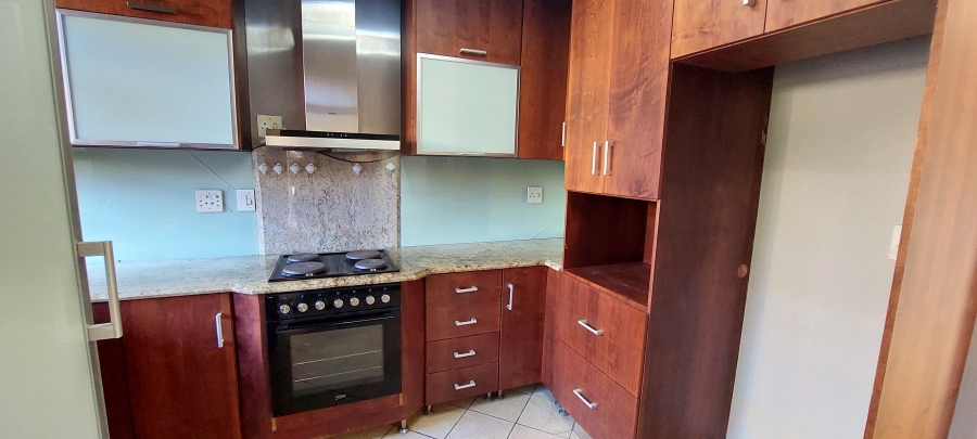 To Let 3 Bedroom Property for Rent in Uvongo KwaZulu-Natal