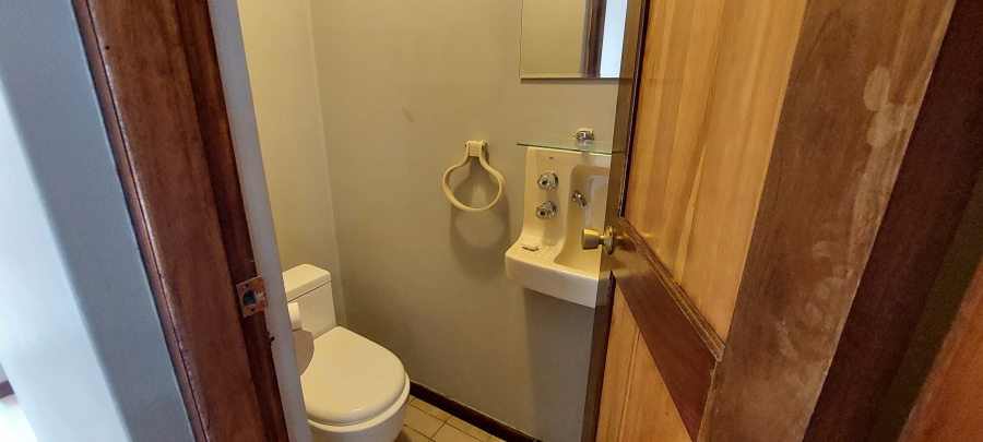 To Let 3 Bedroom Property for Rent in Uvongo KwaZulu-Natal