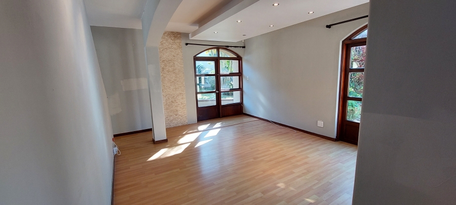 To Let 3 Bedroom Property for Rent in Uvongo KwaZulu-Natal