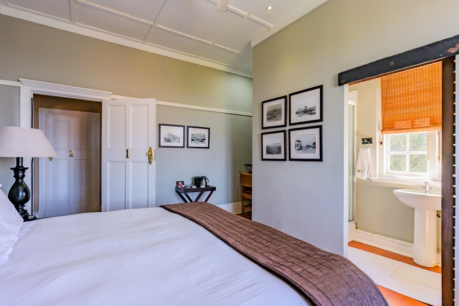 7 Bedroom Property for Sale in Essenwood KwaZulu-Natal