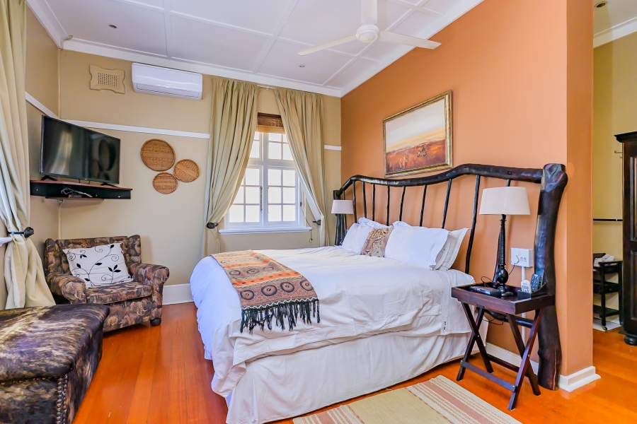 7 Bedroom Property for Sale in Essenwood KwaZulu-Natal