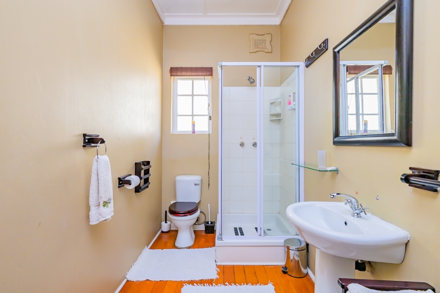 7 Bedroom Property for Sale in Essenwood KwaZulu-Natal