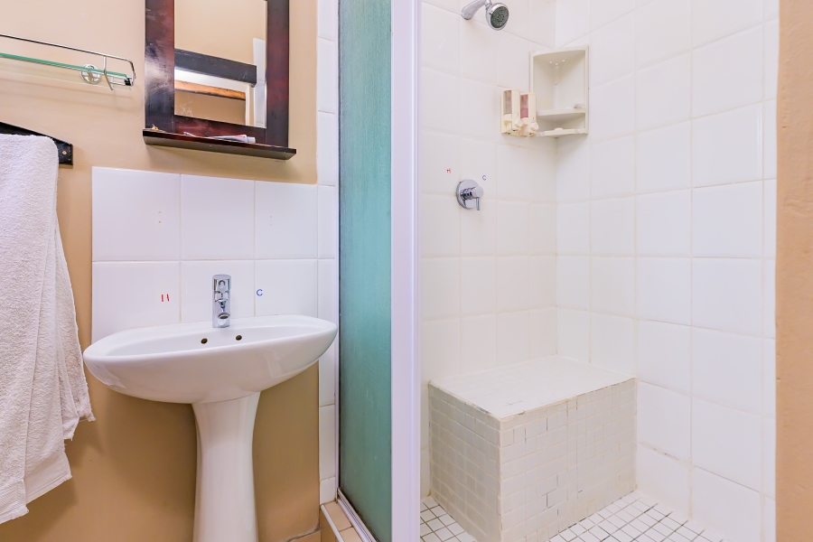 7 Bedroom Property for Sale in Essenwood KwaZulu-Natal