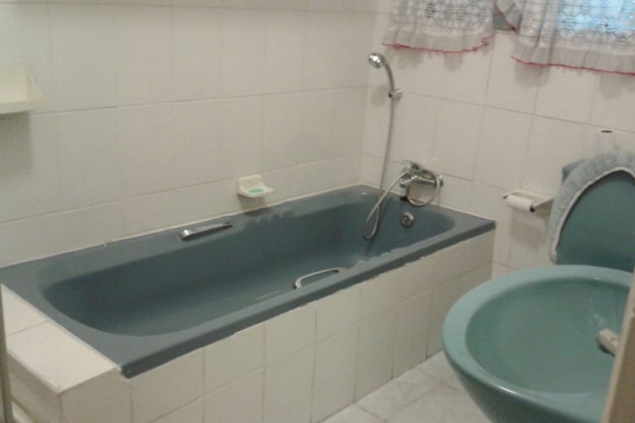 To Let 4 Bedroom Property for Rent in Scottsville KwaZulu-Natal