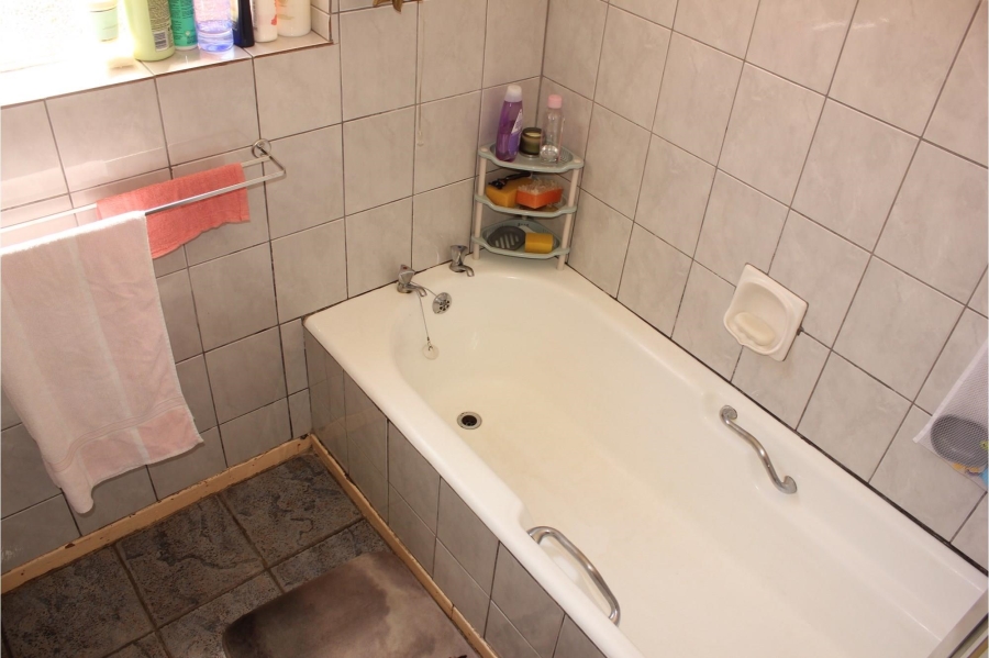 3 Bedroom Property for Sale in Pioneer Park KwaZulu-Natal