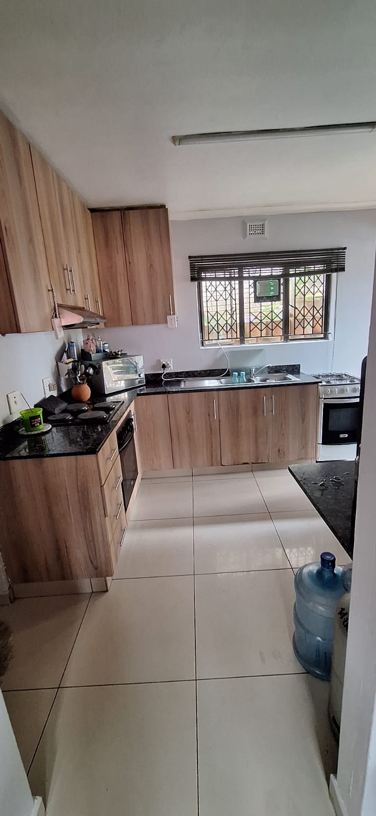 To Let 2 Bedroom Property for Rent in Bluff KwaZulu-Natal