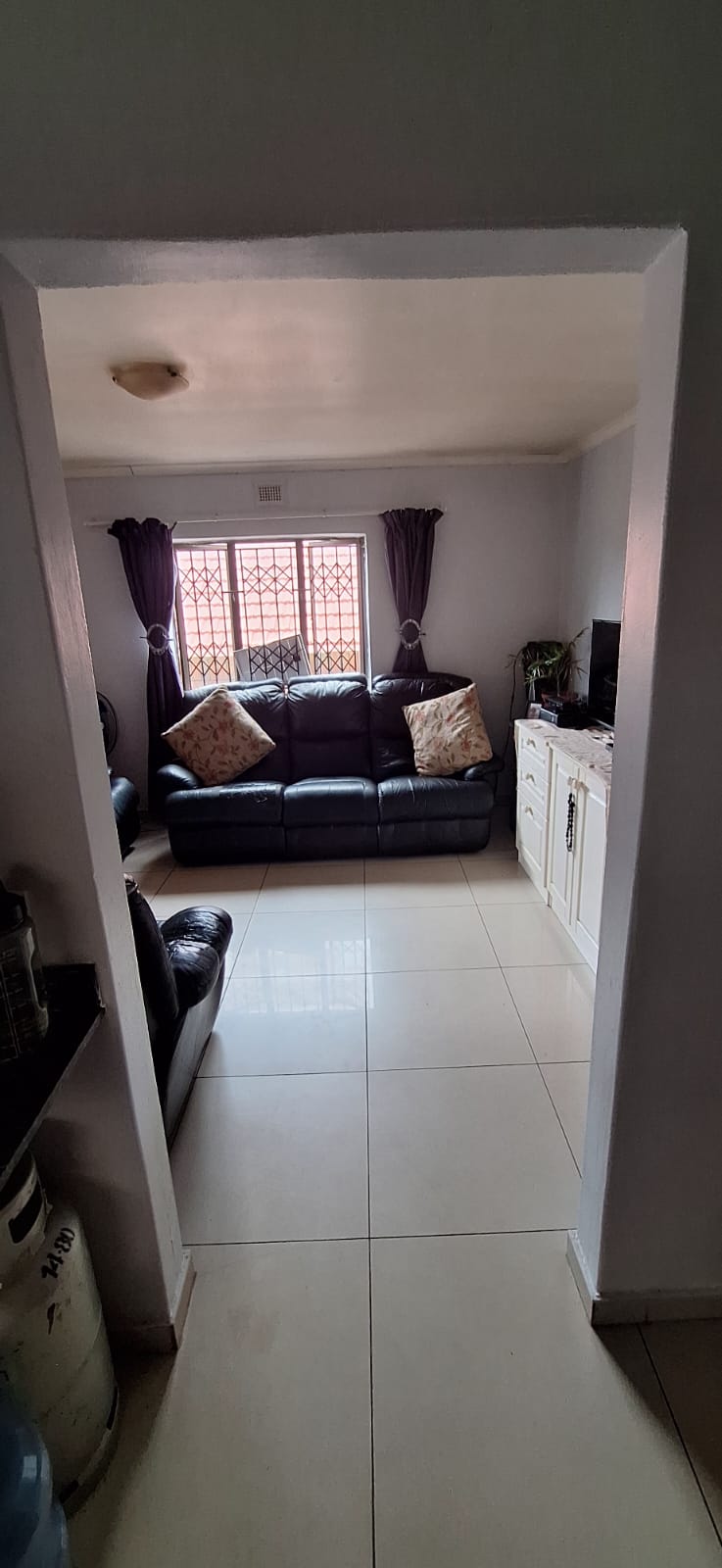 To Let 2 Bedroom Property for Rent in Bluff KwaZulu-Natal