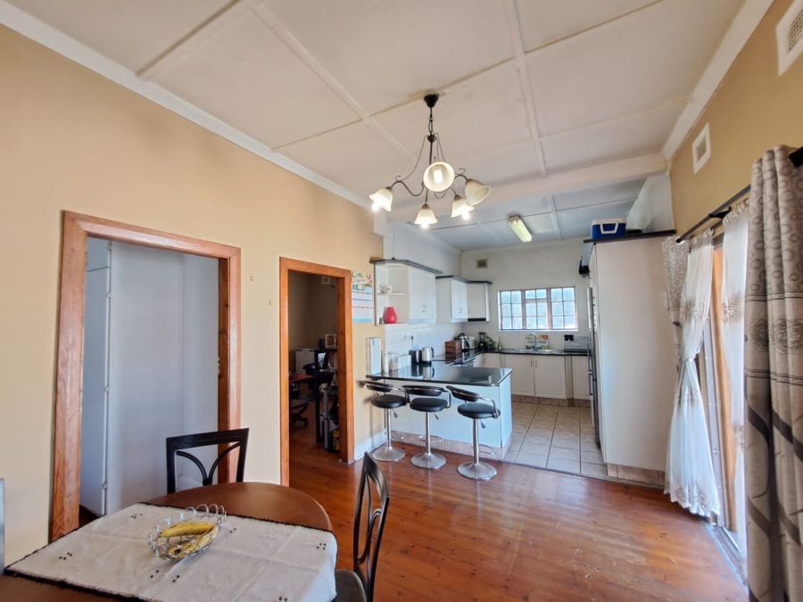 4 Bedroom Property for Sale in Glenwood KwaZulu-Natal