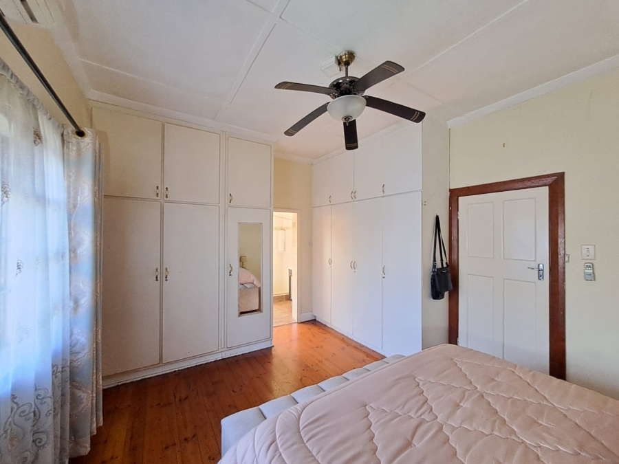 4 Bedroom Property for Sale in Glenwood KwaZulu-Natal