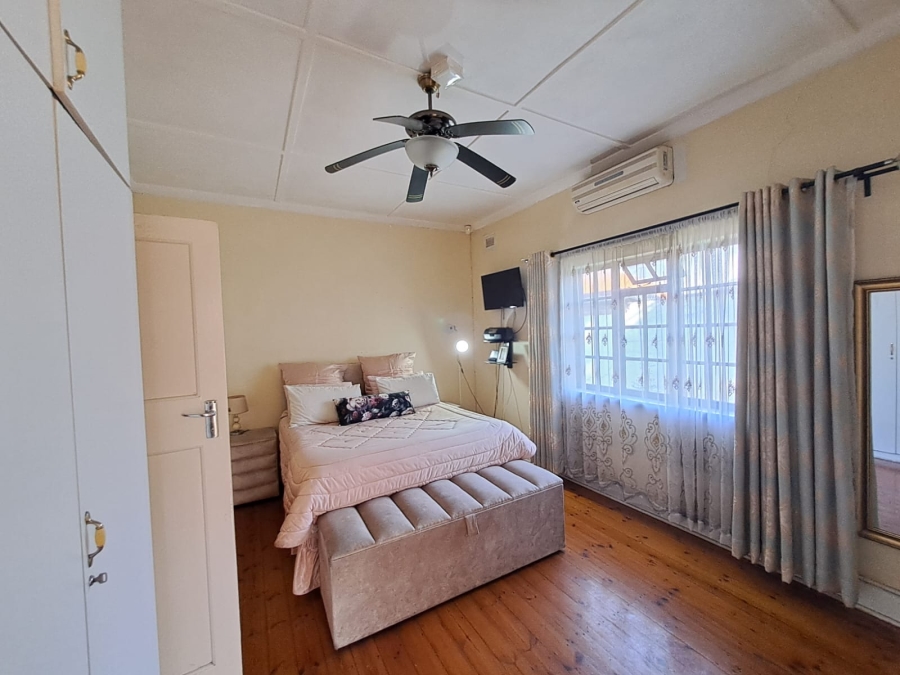 4 Bedroom Property for Sale in Glenwood KwaZulu-Natal