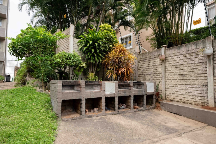 2 Bedroom Property for Sale in Amanzimtoti KwaZulu-Natal