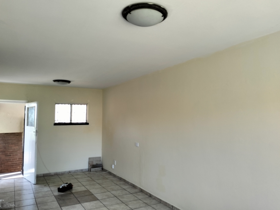 2 Bedroom Property for Sale in Sea View KwaZulu-Natal