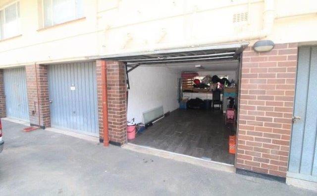 To Let 2 Bedroom Property for Rent in Malvern KwaZulu-Natal