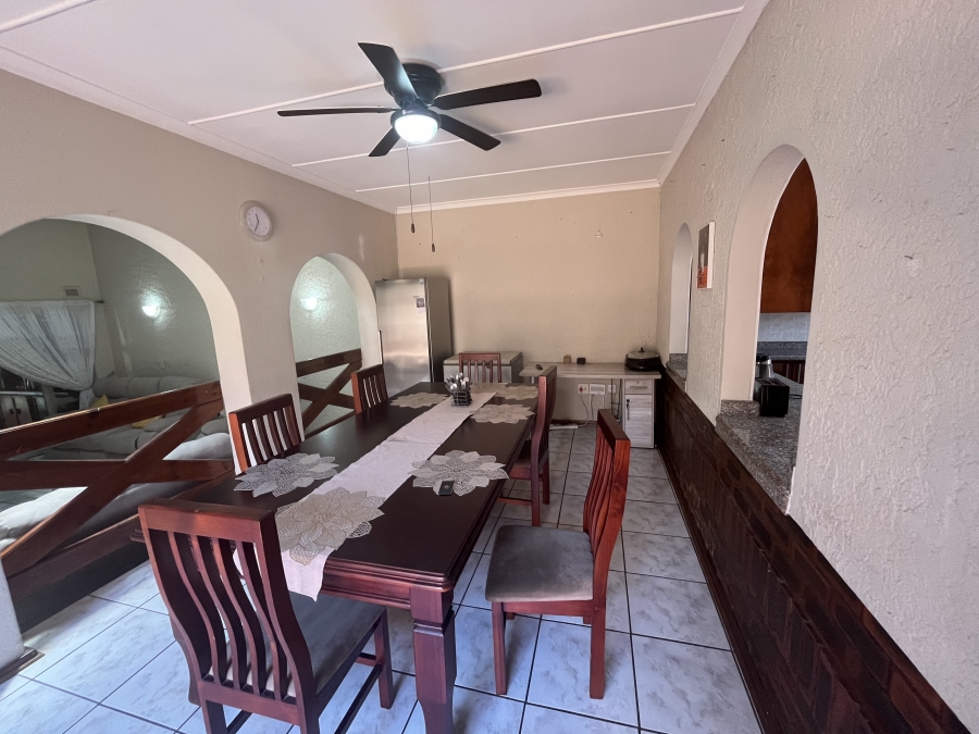3 Bedroom Property for Sale in Amanzimtoti KwaZulu-Natal