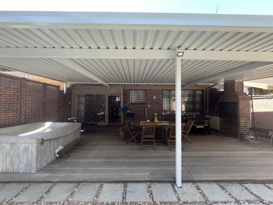 3 Bedroom Property for Sale in Amanzimtoti KwaZulu-Natal