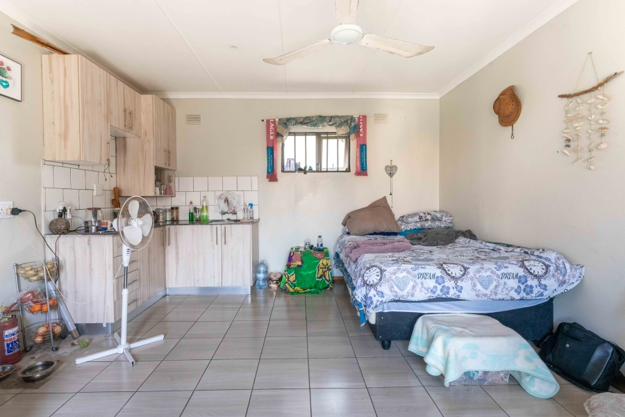 4 Bedroom Property for Sale in Amanzimtoti KwaZulu-Natal