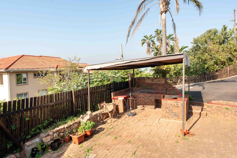 4 Bedroom Property for Sale in Amanzimtoti KwaZulu-Natal