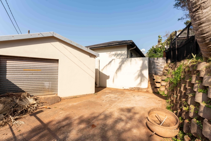 4 Bedroom Property for Sale in Amanzimtoti KwaZulu-Natal