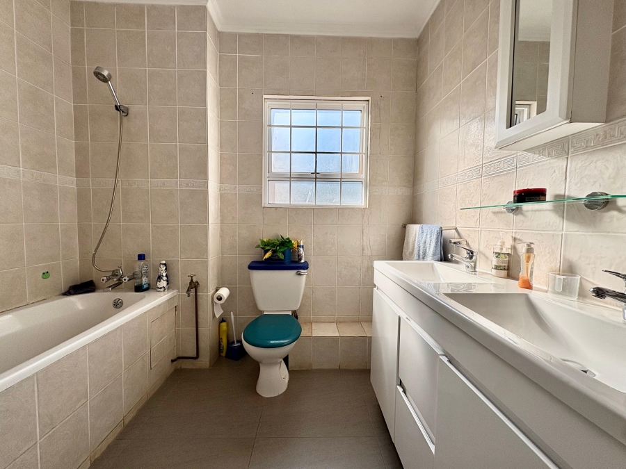 3 Bedroom Property for Sale in Shakas Rock KwaZulu-Natal