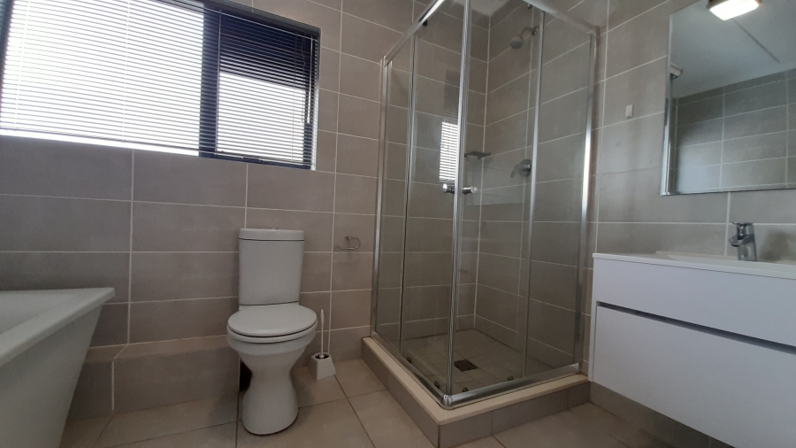 2 Bedroom Property for Sale in Ballitoville KwaZulu-Natal