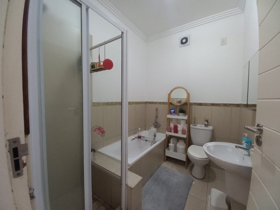2 Bedroom Property for Sale in Umhlanga Ridge KwaZulu-Natal