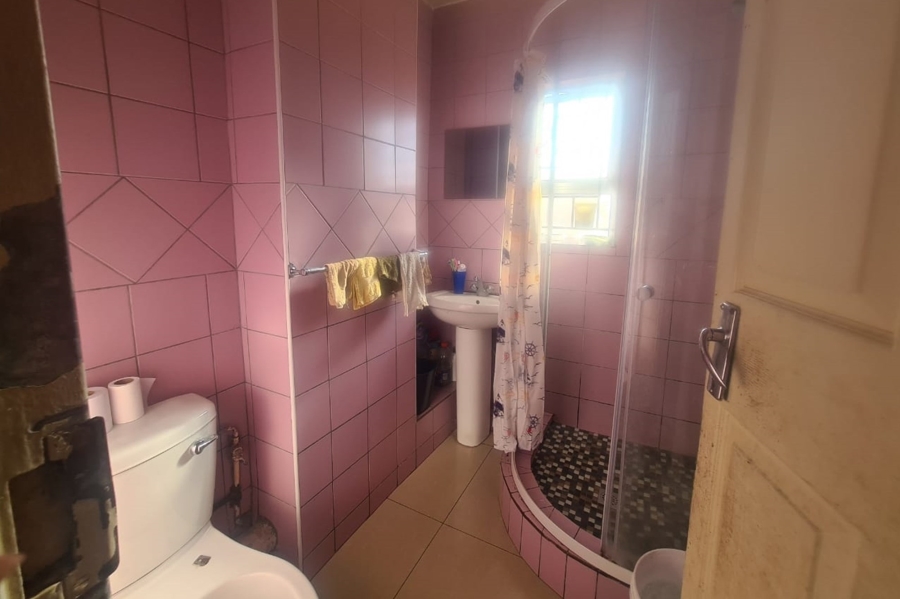 3 Bedroom Property for Sale in Brackenham KwaZulu-Natal