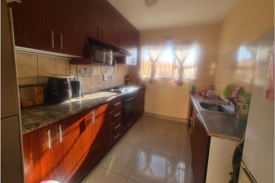 3 Bedroom Property for Sale in Brackenham KwaZulu-Natal